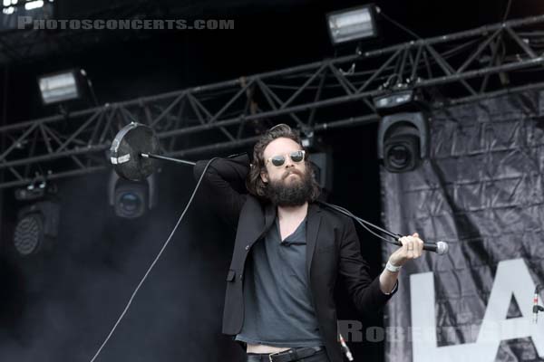 FATHER JOHN MISTY - 2015-08-16 - SAINT MALO - Fort de St Pere - 